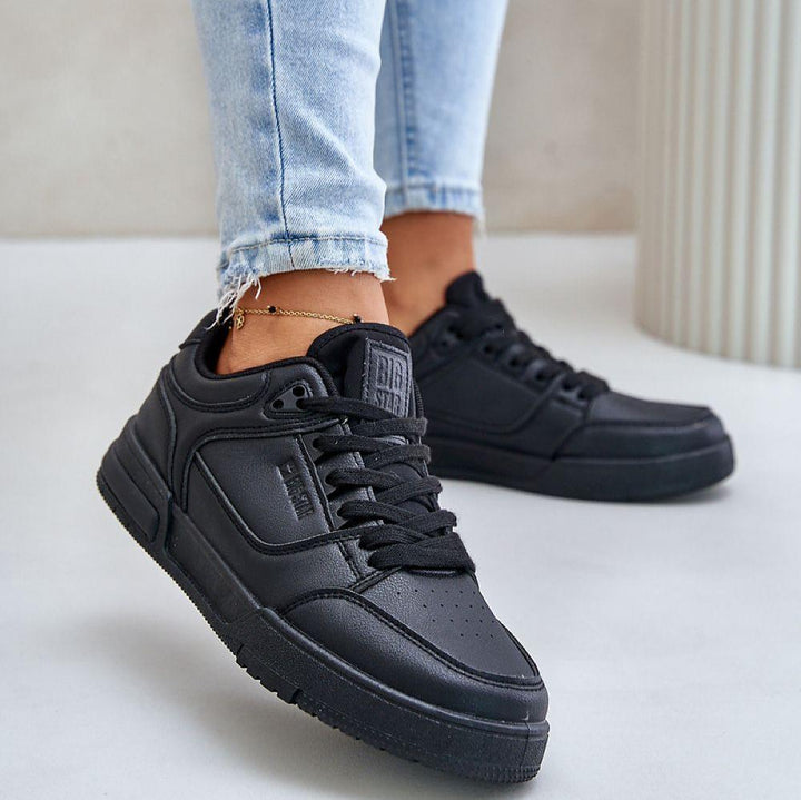 Sneakers Step in style