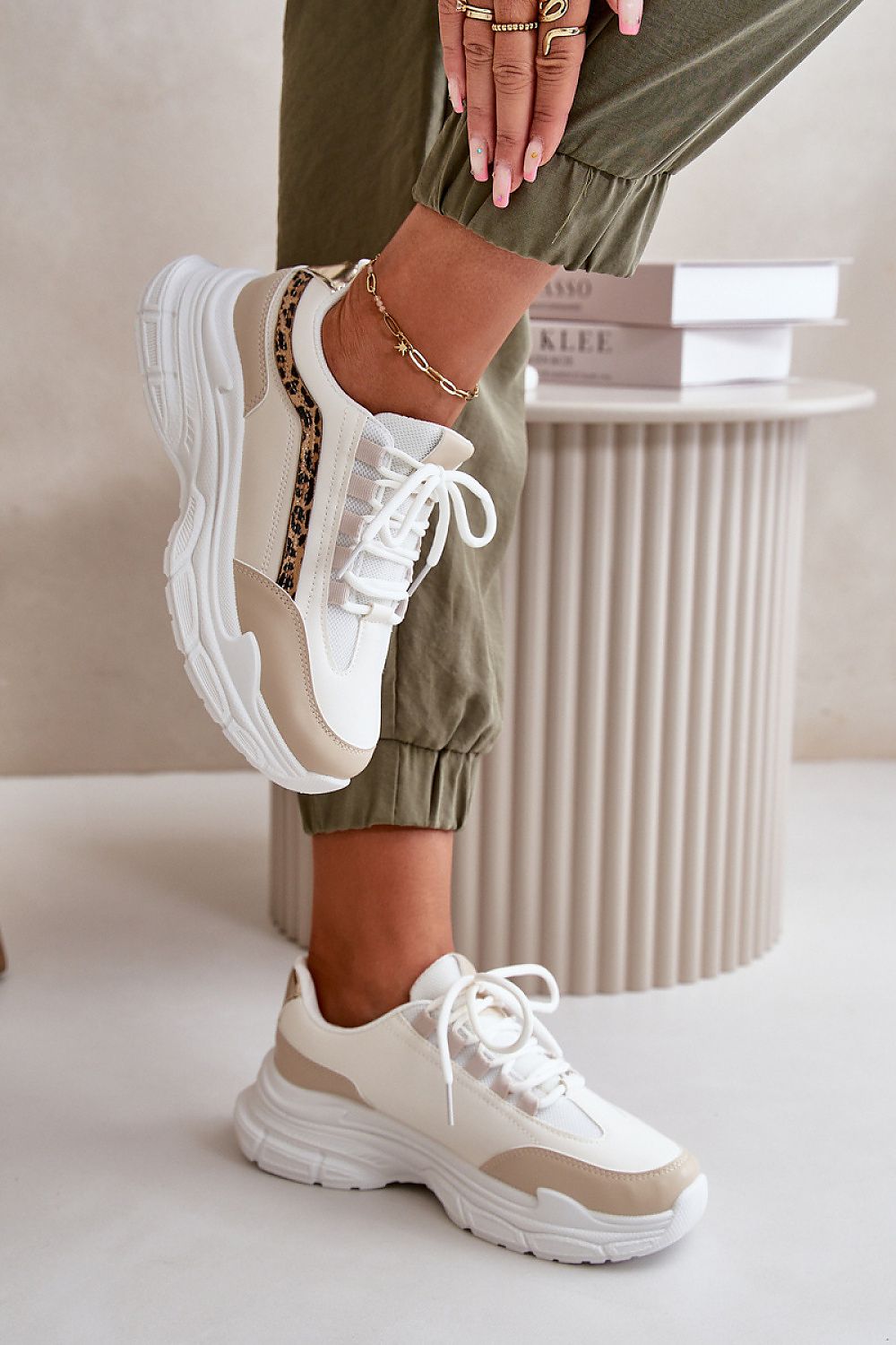 Chunky Sneakers Step in style